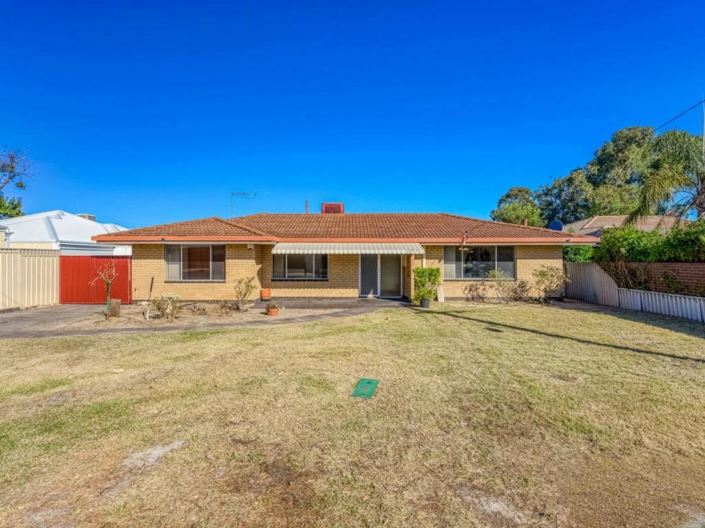 8 Farnham St, Bentley, WA 6102