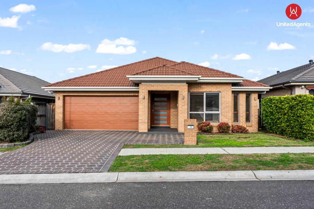 80 Pioneer Dr, Carnes Hill, NSW 2171