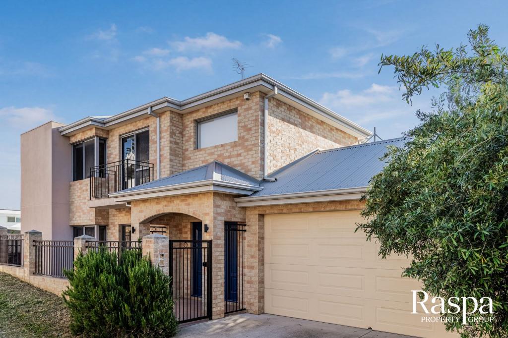 8b Livingstone St, Beaconsfield, WA 6162