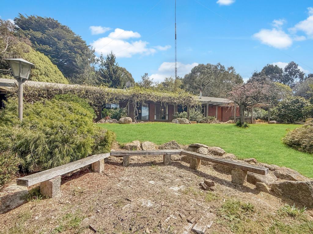 1361 Upper Boho Rd, Boho South, VIC 3669