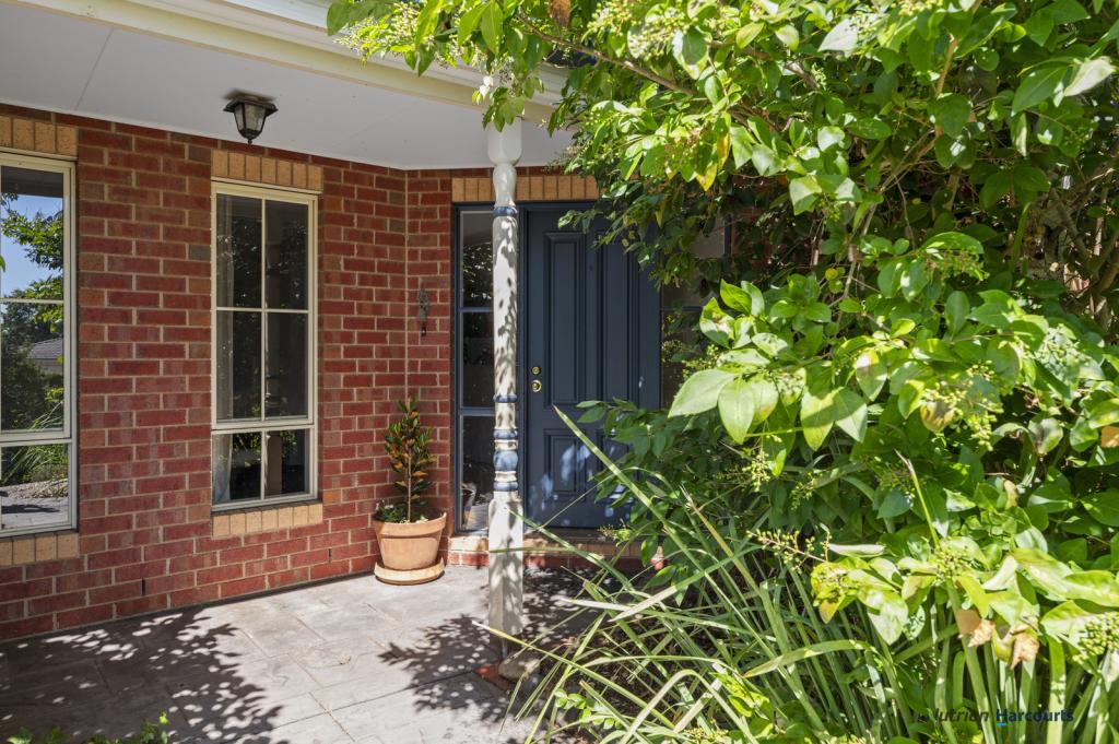 16 Mitchell Ct, Mansfield, VIC 3722