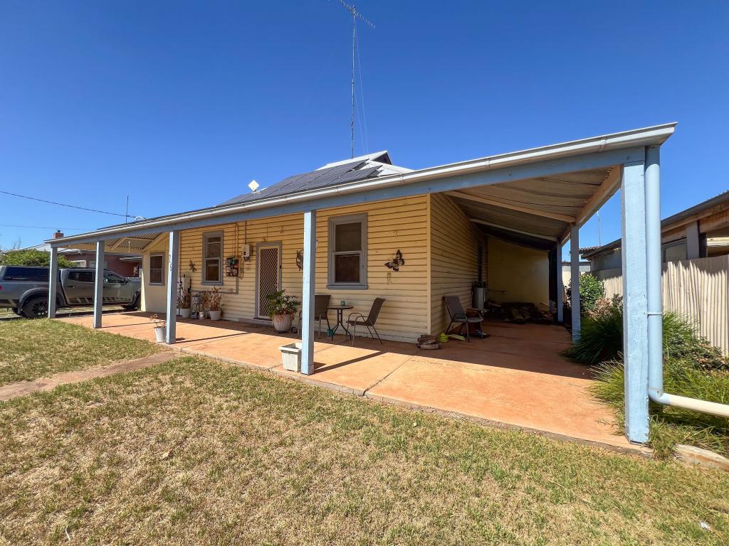 26 Muriel St, Ungarie, NSW 2669