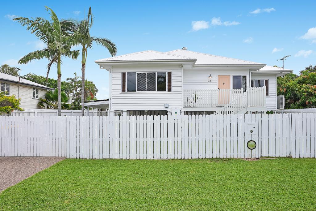 49 Goldring St, Hermit Park, QLD 4812