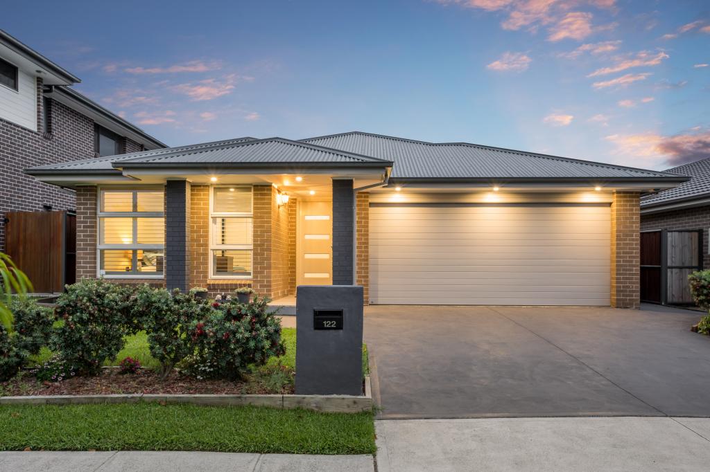 122 GREENVIEW PDE, THE PONDS, NSW 2769