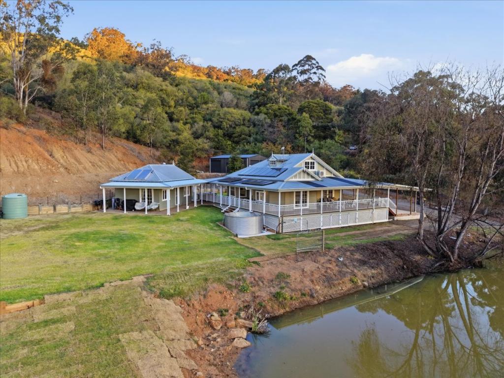 355 Calf Farm Rd, Mount Hunter, NSW 2570
