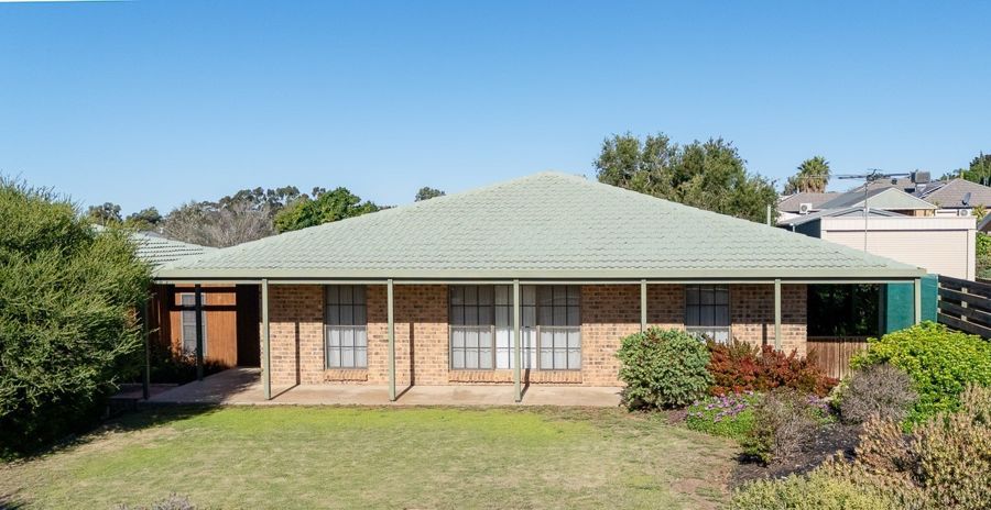 7 Williams Gr, Murray Bridge, SA 5253