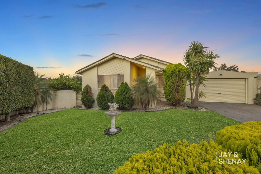 4 Harrow Pl, Endeavour Hills, VIC 3802