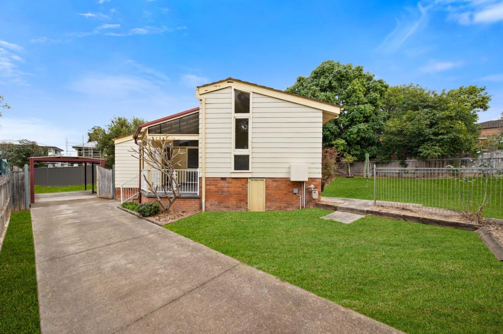 6 Docharty St, Bradbury, NSW 2560