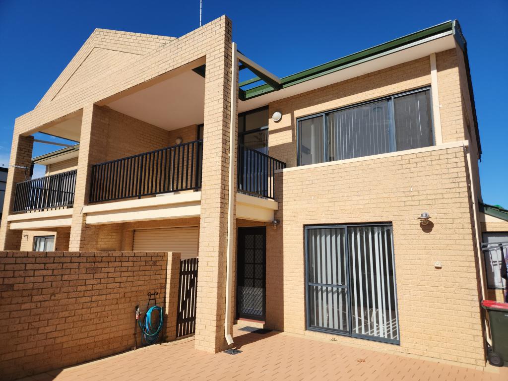 4/59 Harrison St, Rockingham, WA 6168