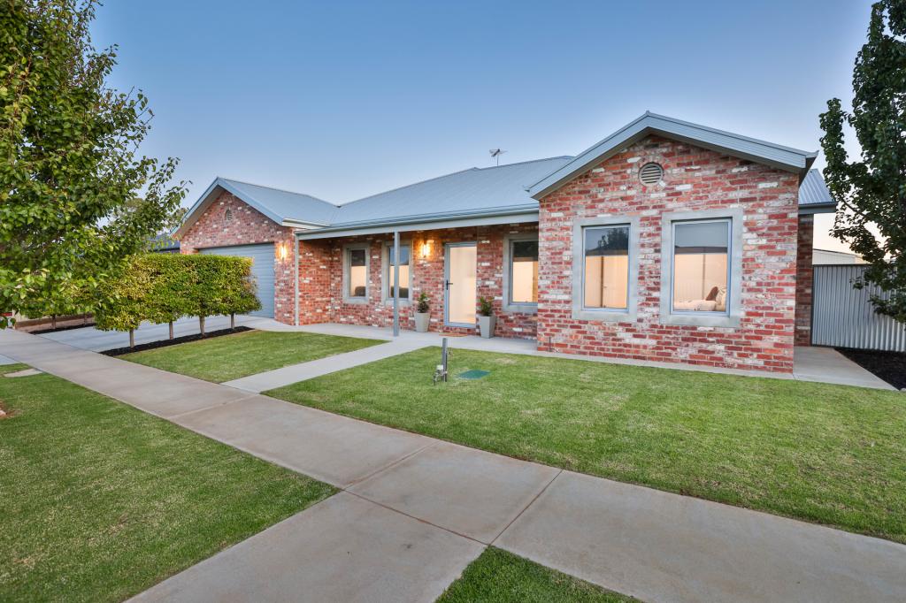 11 Kensington Ct, Irymple, VIC 3498