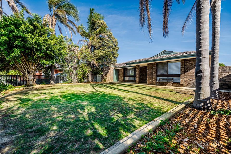 5 Tide Pl, Beldon, WA 6027