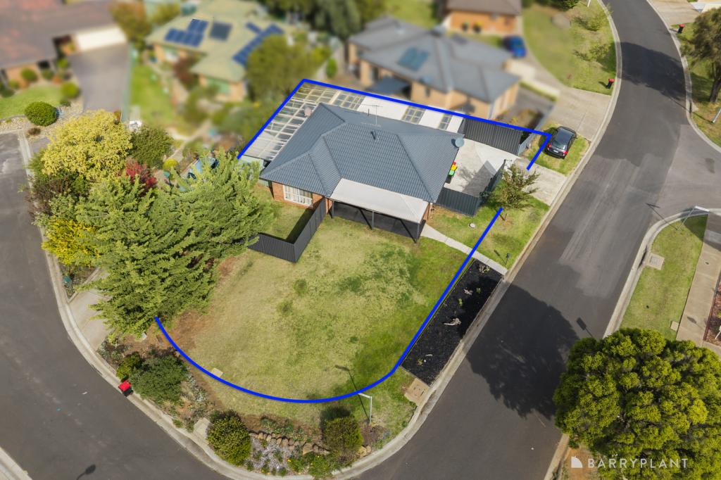 7 Wilong Cl, Kurunjang, VIC 3337