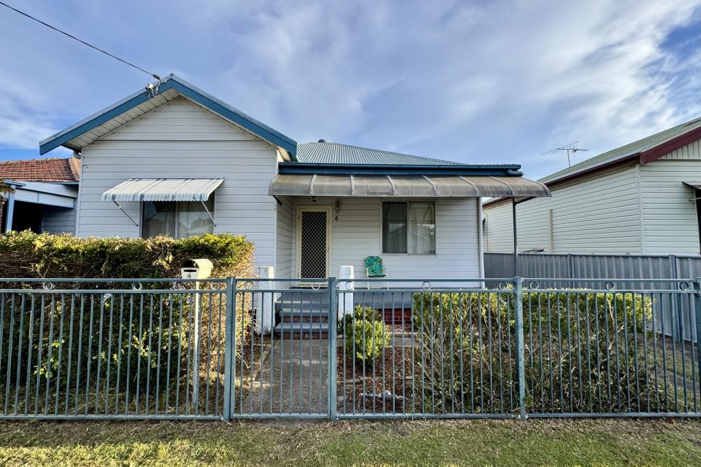 4 Ackeron St, Mayfield, NSW 2304