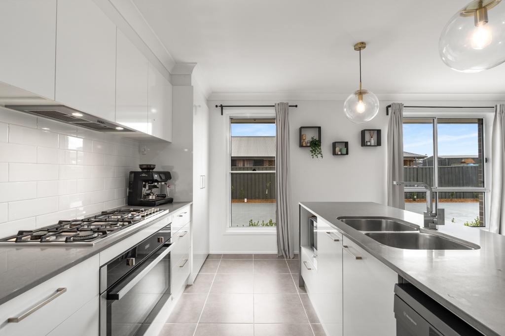 16 Morris Pl, Marulan, NSW 2579