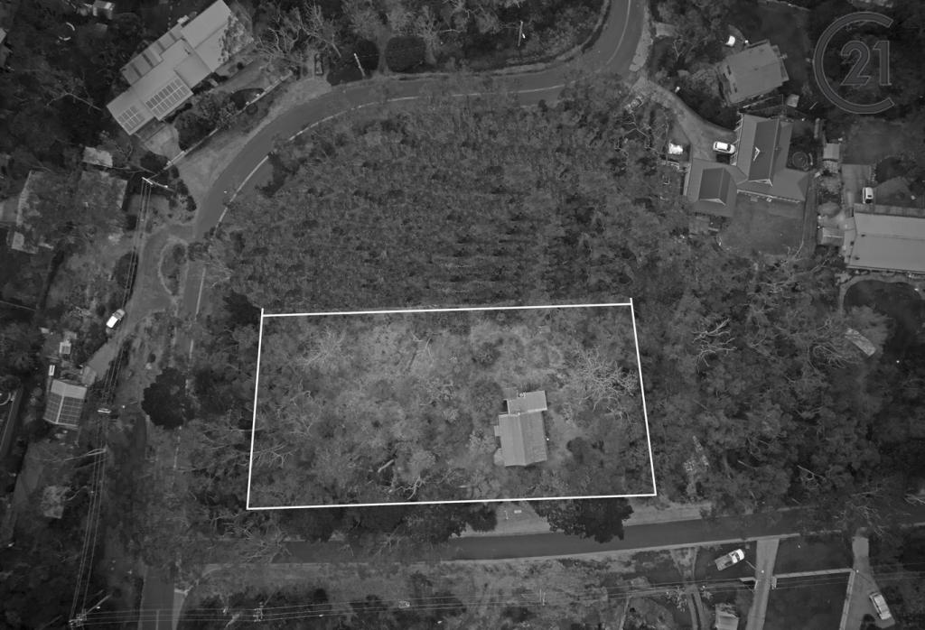 4 MONA RD, WOODFORD, NSW 2778