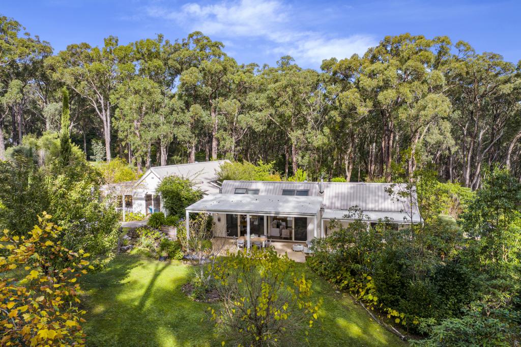 208 Point Leo Rd, Red Hill South, VIC 3937