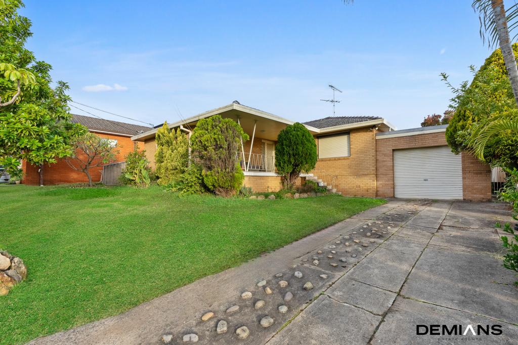 21 HARVEY AVE, MOOREBANK, NSW 2170