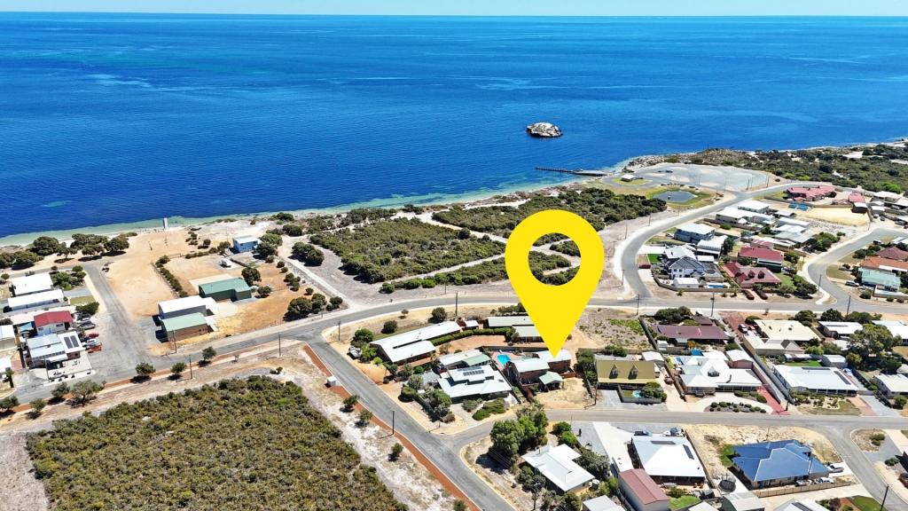 4/3 Tuart St, Leeman, WA 6514