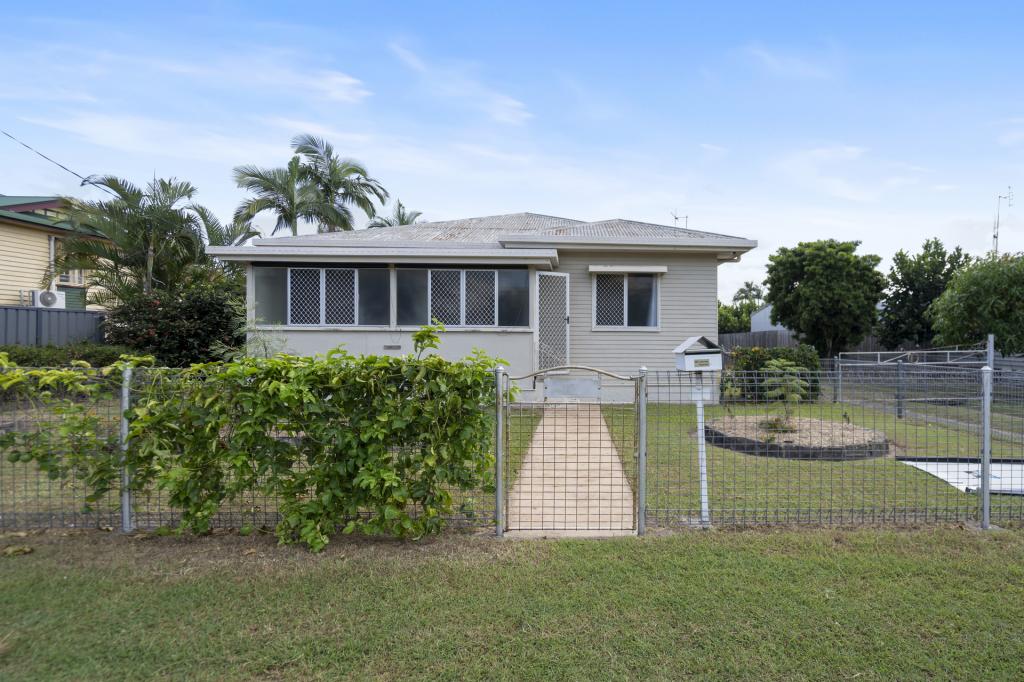 27 Avoca St, Millbank, QLD 4670