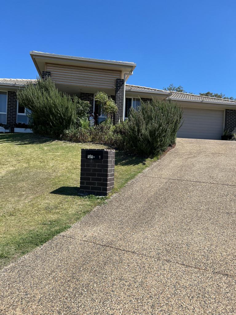 1 Madeleine Ct, Glenvale, QLD 4350