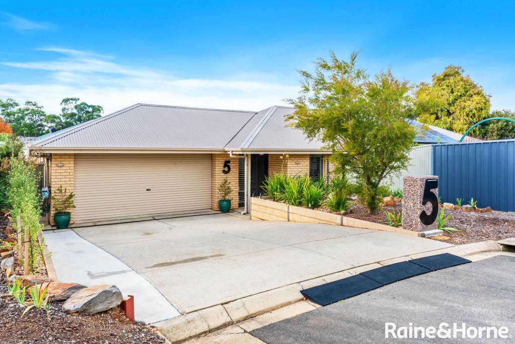 5 GORDON CRES, STRATHALBYN, SA 5255