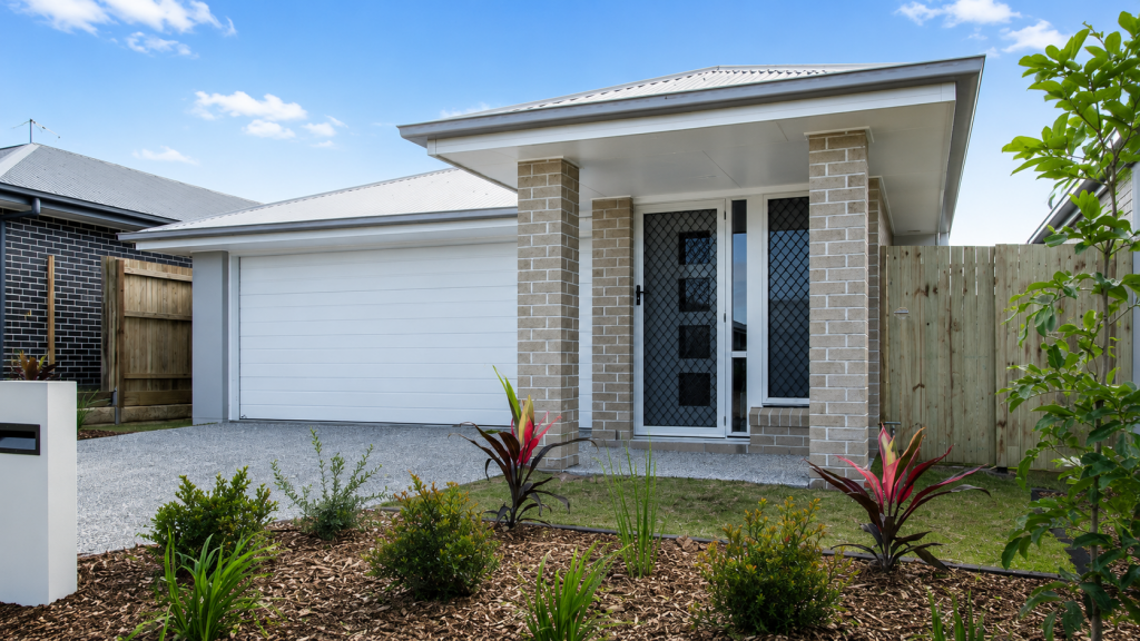 36 Rural St, Park Ridge, QLD 4125