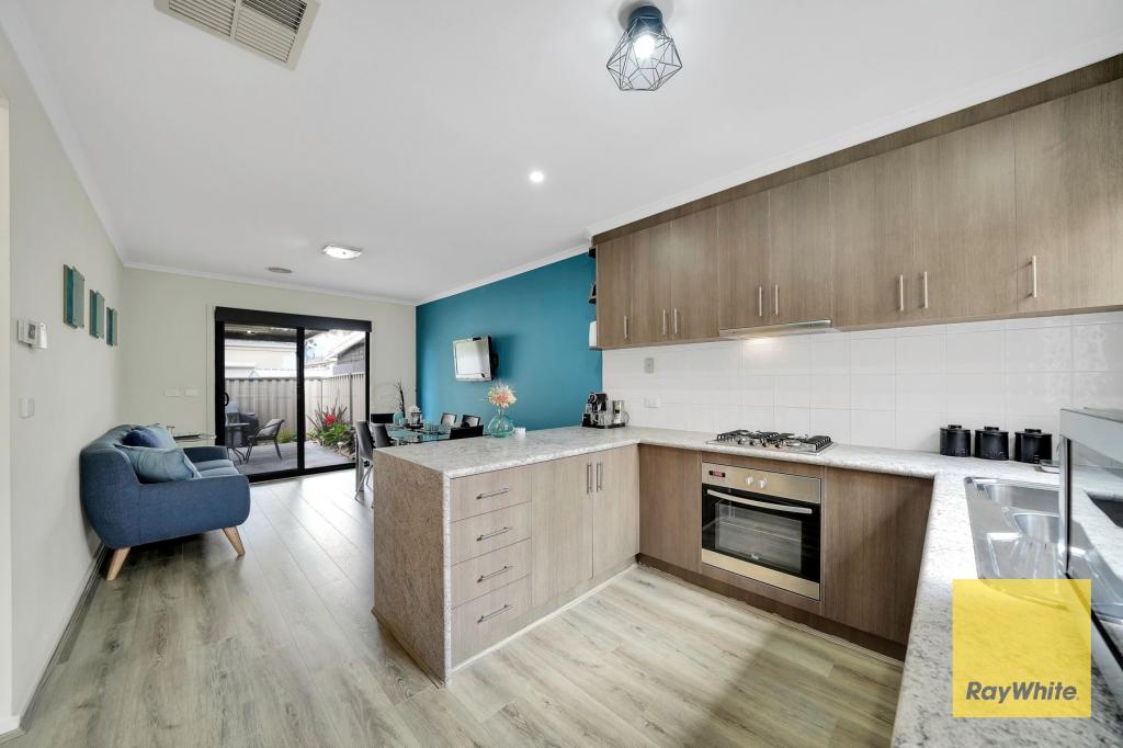 1/3 Manny Paul Cct, Burnside Heights, VIC 3023