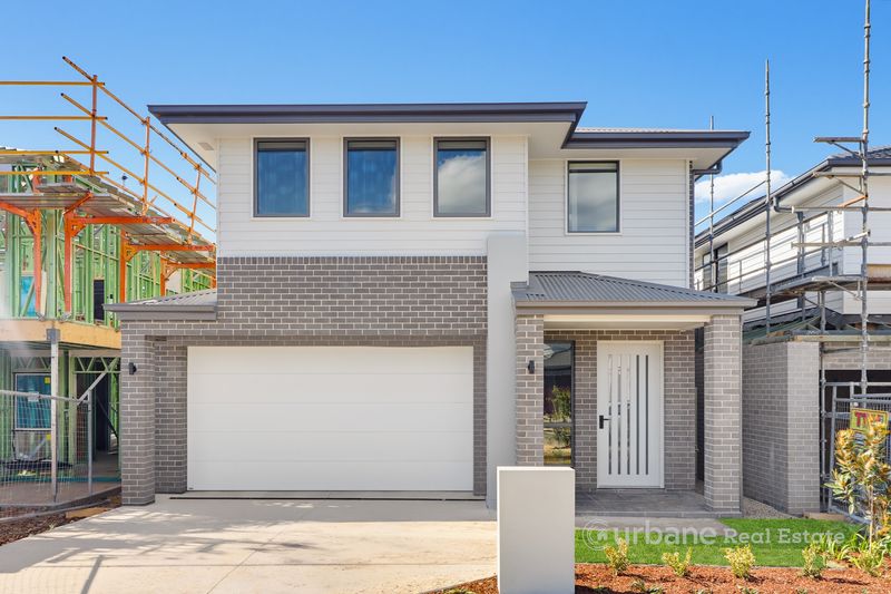 104 GULGONG CRES, ROUSE HILL, NSW 2155