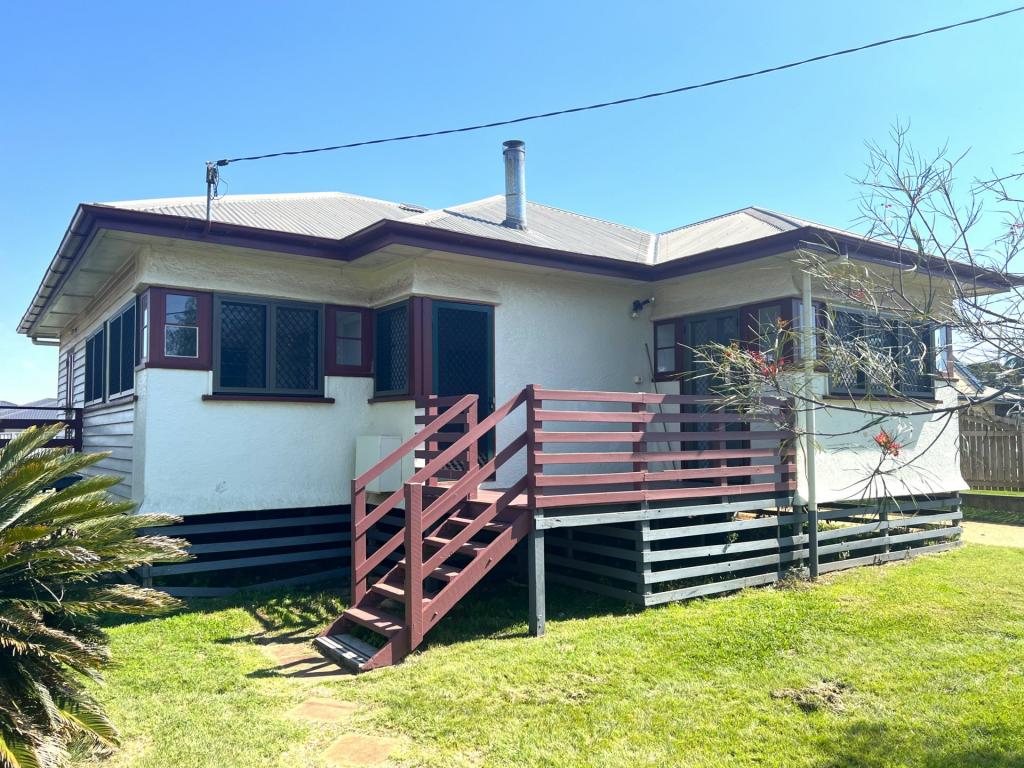 1 Clark Cl, Kingaroy, QLD 4610