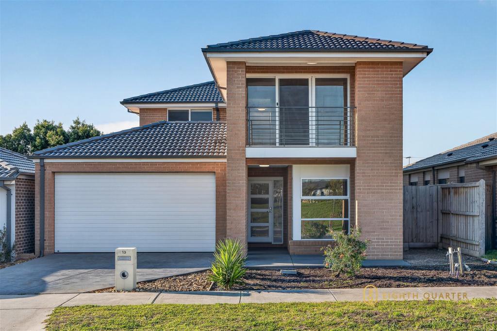 13 DIDDLEY CL, CRANBOURNE EAST, VIC 3977