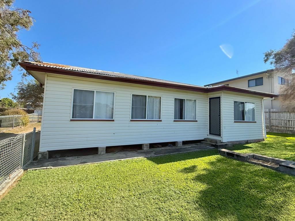 54 Poole St, Bowen, QLD 4805