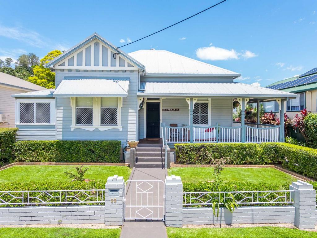 33 Parkes St, Girards Hill, NSW 2480