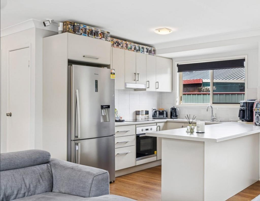 34 Seaton St, Hillcrest, QLD 4118