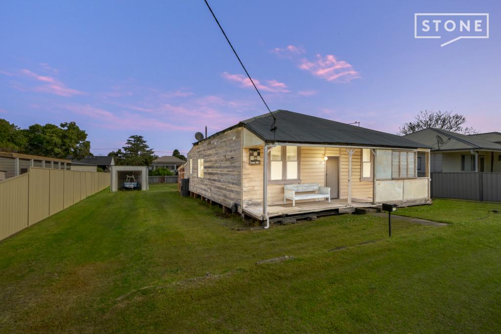 12 Sixth St, Weston, NSW 2326