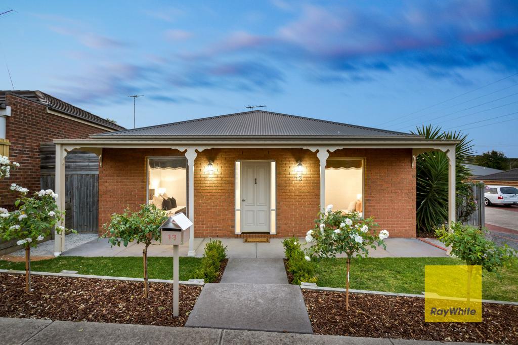 13-15 Cedarville Cl, Highton, VIC 3216