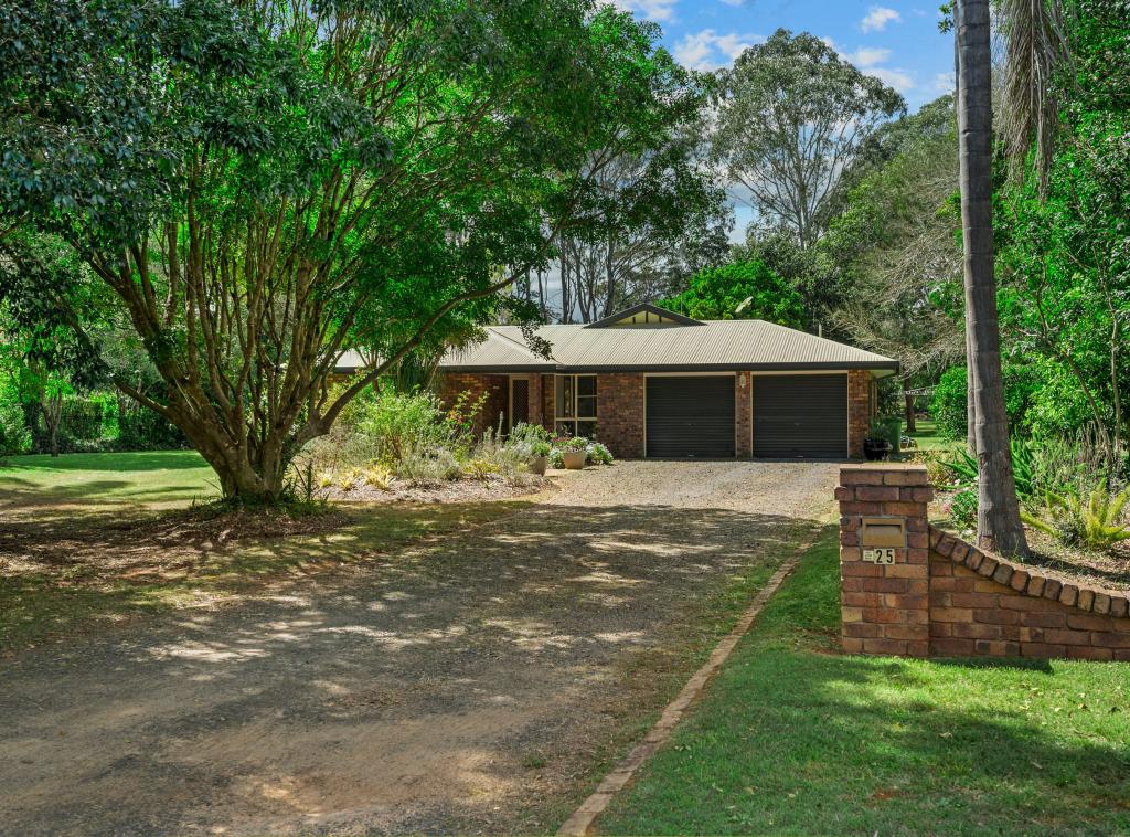 25 Blue Gum Dr, Highfields, QLD 4352
