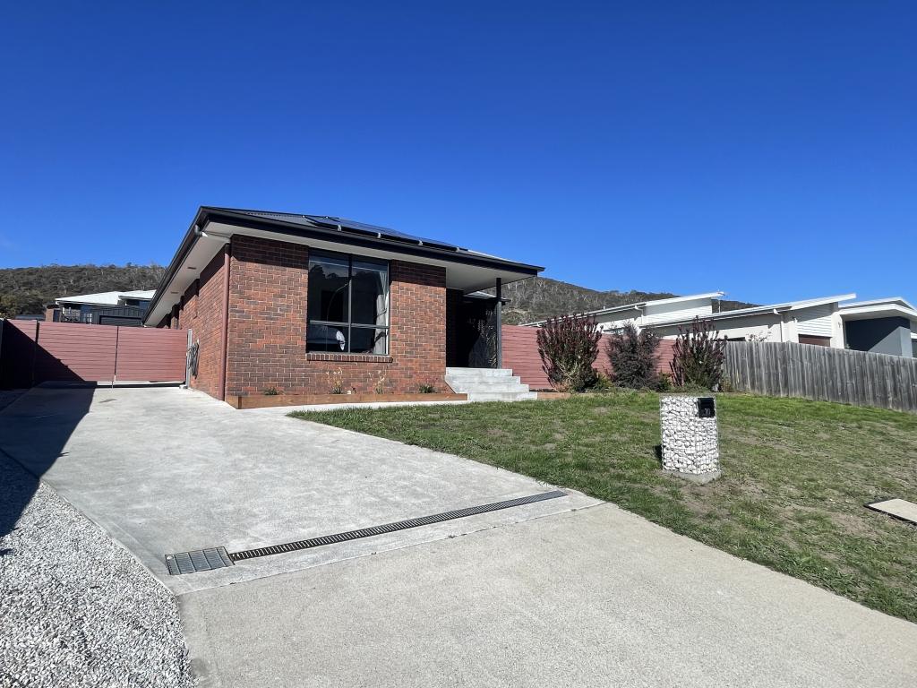 10 Blossom Cres, Cambridge, TAS 7170