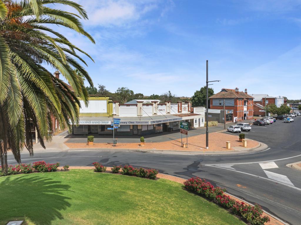 113 Broadway, Junee, NSW 2663