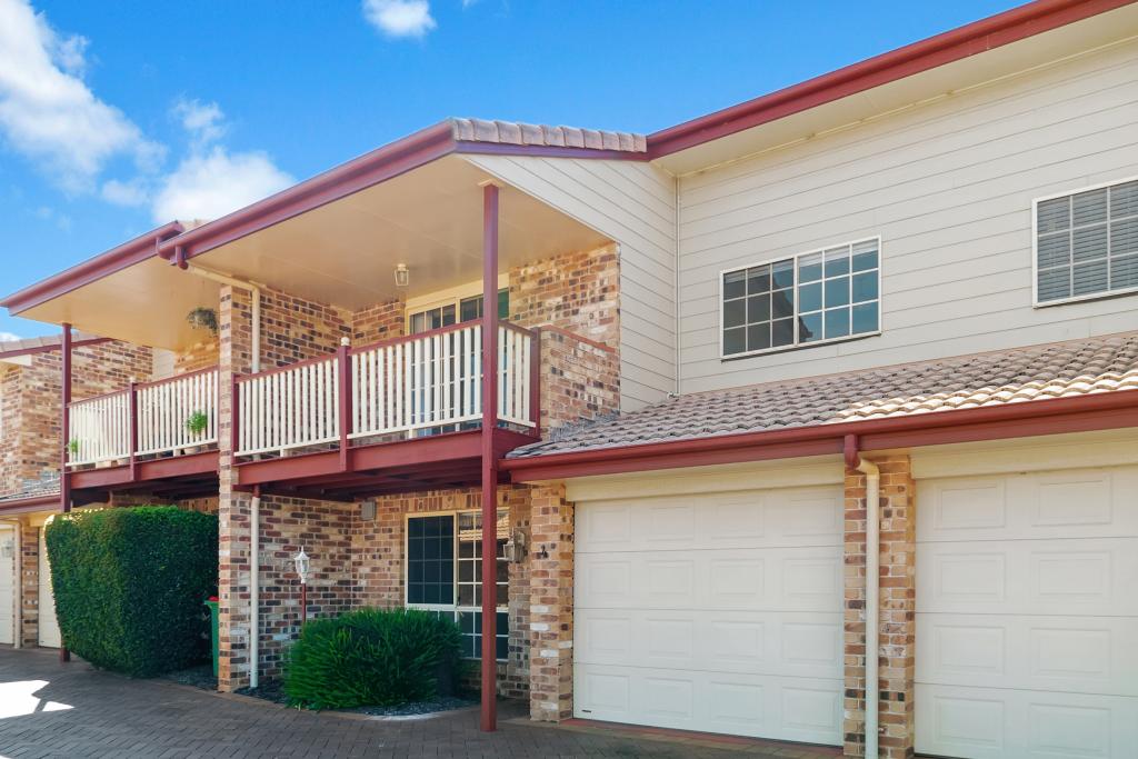 4/228 Mackenzie St, Rangeville, QLD 4350