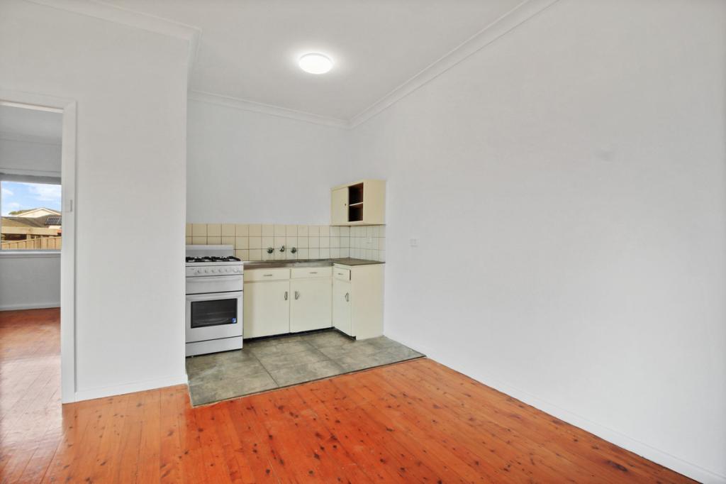 3/16 Kelvin Rd, Coniston, NSW 2500