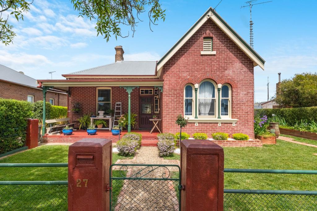 27 Robertson St, Crookwell, NSW 2583