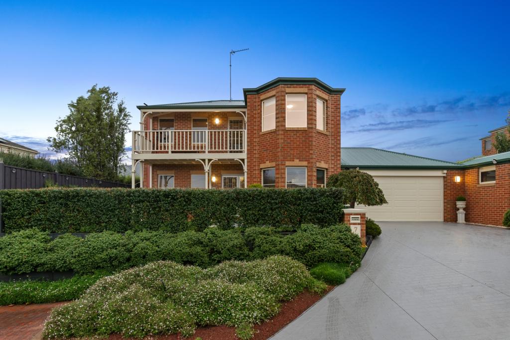 7 Palmerston Pl, Highton, VIC 3216