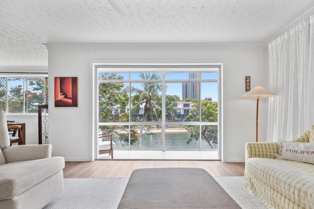 2/31 Surfers Ave, Mermaid Beach, QLD 4218