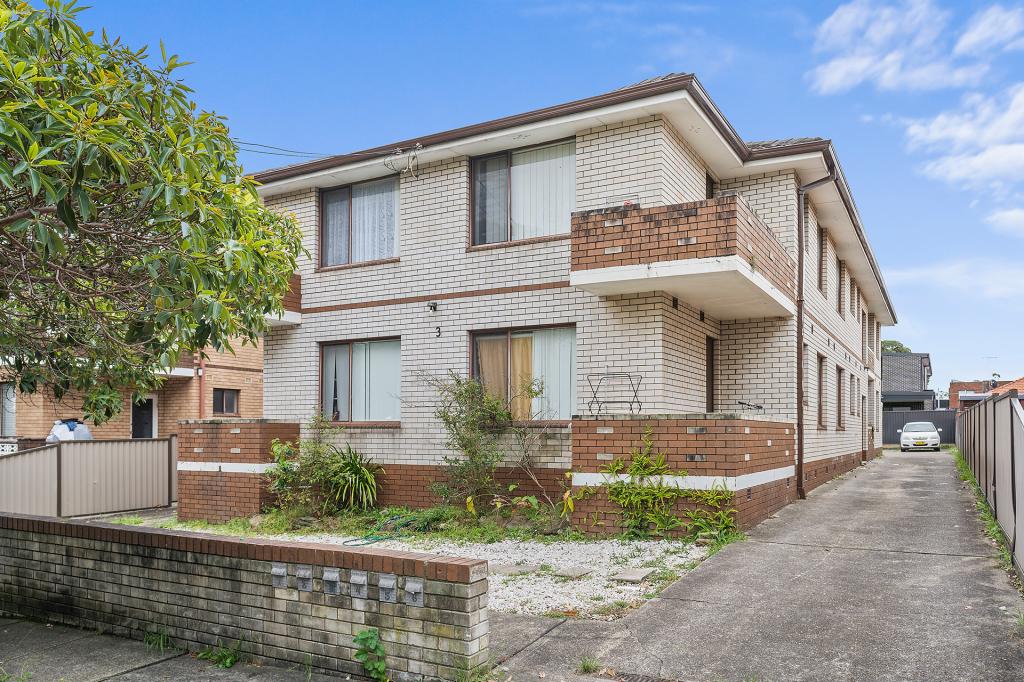 73 Knox St, Belmore, NSW 2192