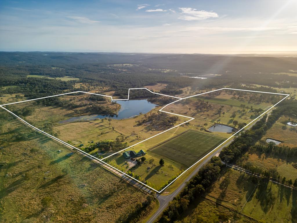 32 Bradley Lane, Amiens, QLD 4380