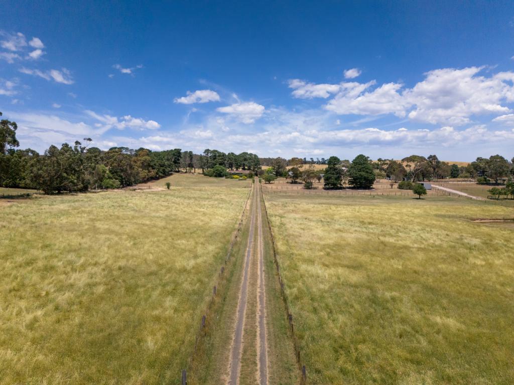 40 Austins Rd, Humevale, VIC 3757