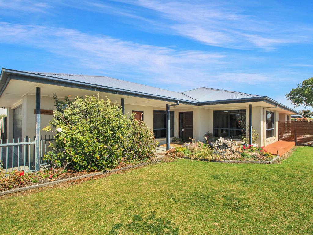 2 Deakin Ave, Eastwood, VIC 3875