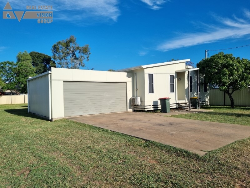 5 Graham St, Bluff, QLD 4702