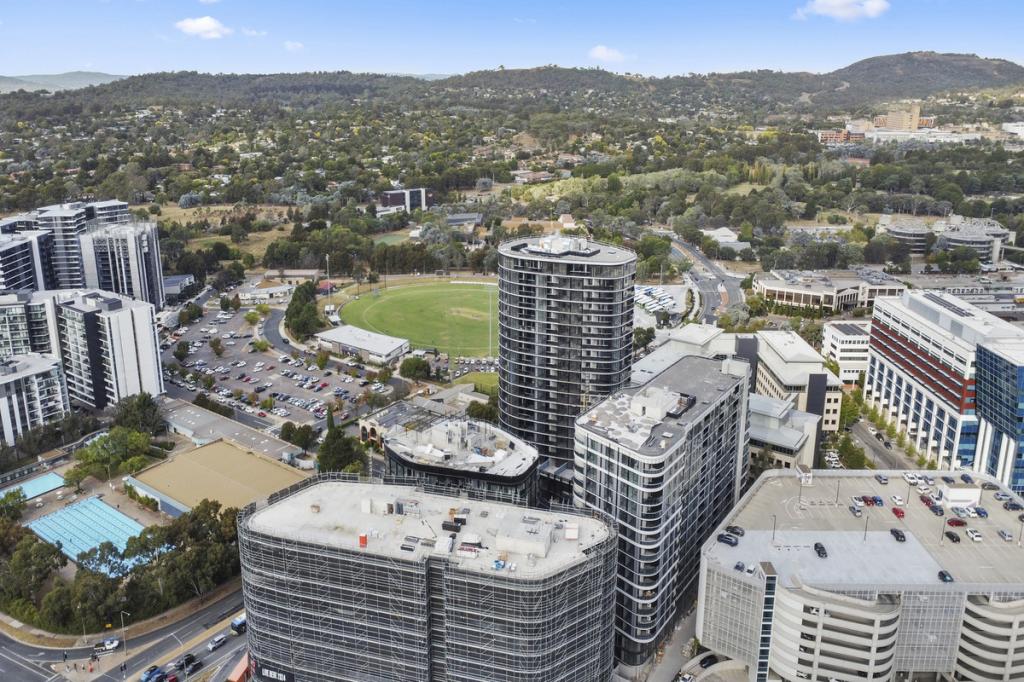 135/Door T1-10 Wova, Phillip, ACT 2606