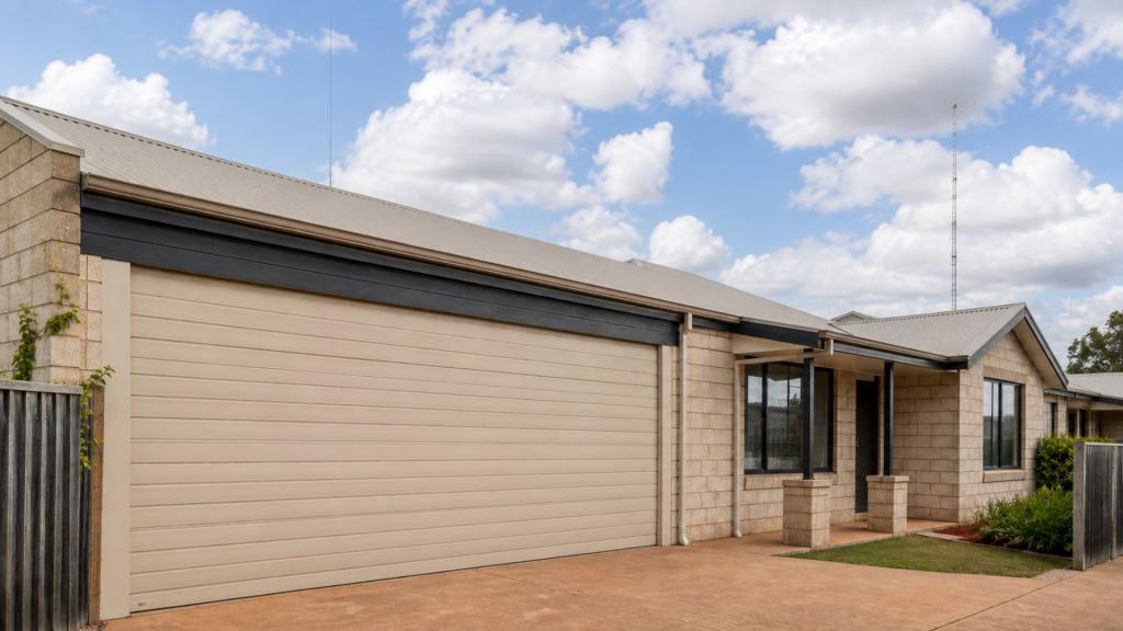 2/6 ALEXANDER ST, SOUTH BUNBURY, WA 6230